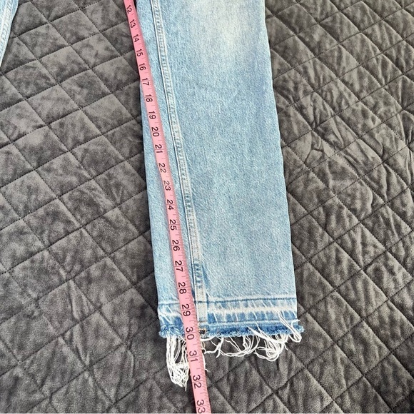 Free People Jeans Women Size 29 Slim Boyfriend Distressed High Rise Raw Hem CL - Picture 5 of 9